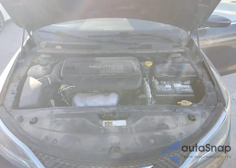 2016 Chrysler 200 Limited из США, поврежденный, VIN 1C3CCCAB7GN172212